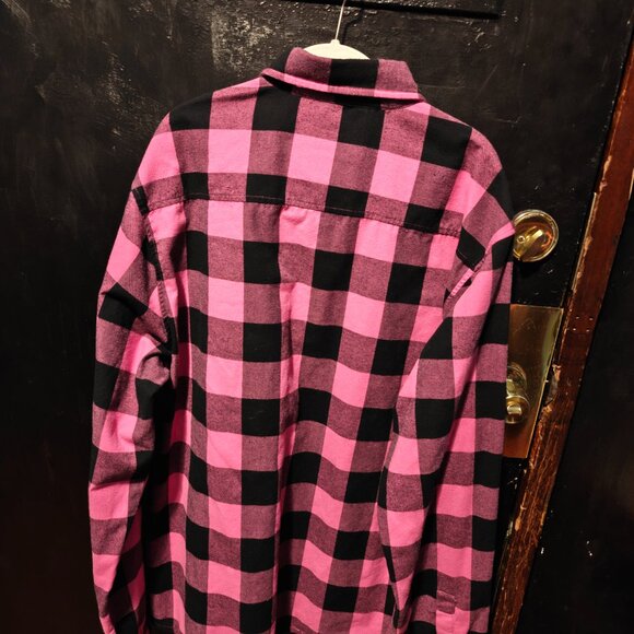 Flannel Bunker - Hitman Large - Breast Cancer Awareness - Picture 3 of 4
